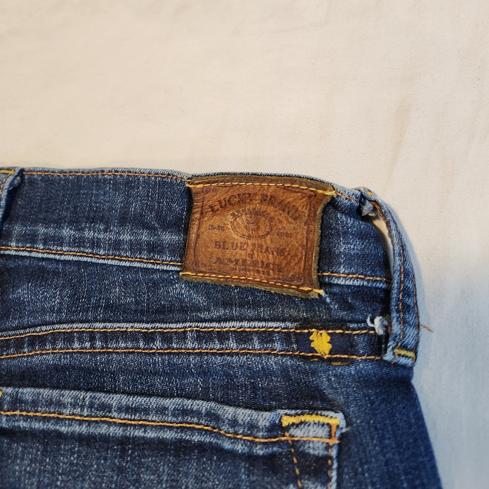 Lucky Brand Women's Classic Bootcut Jeans Blue Denim Stretch Pockets Medium Wash - Picture 7 of 8